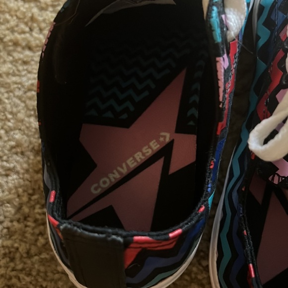 Converse - Picture 5 of 6